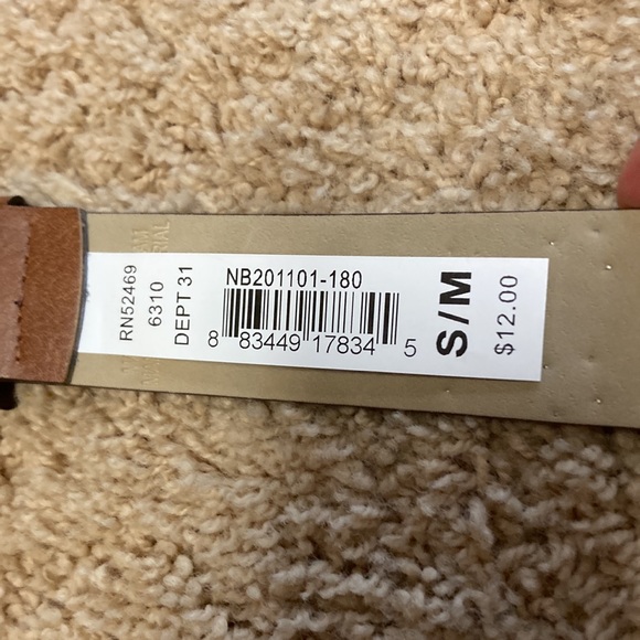 NWT- belt - Picture 4 of 5
